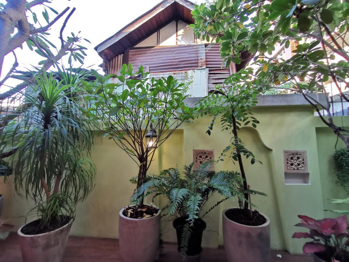Tavee Guesthouse بانكوك المظهر الخارجي الصورة