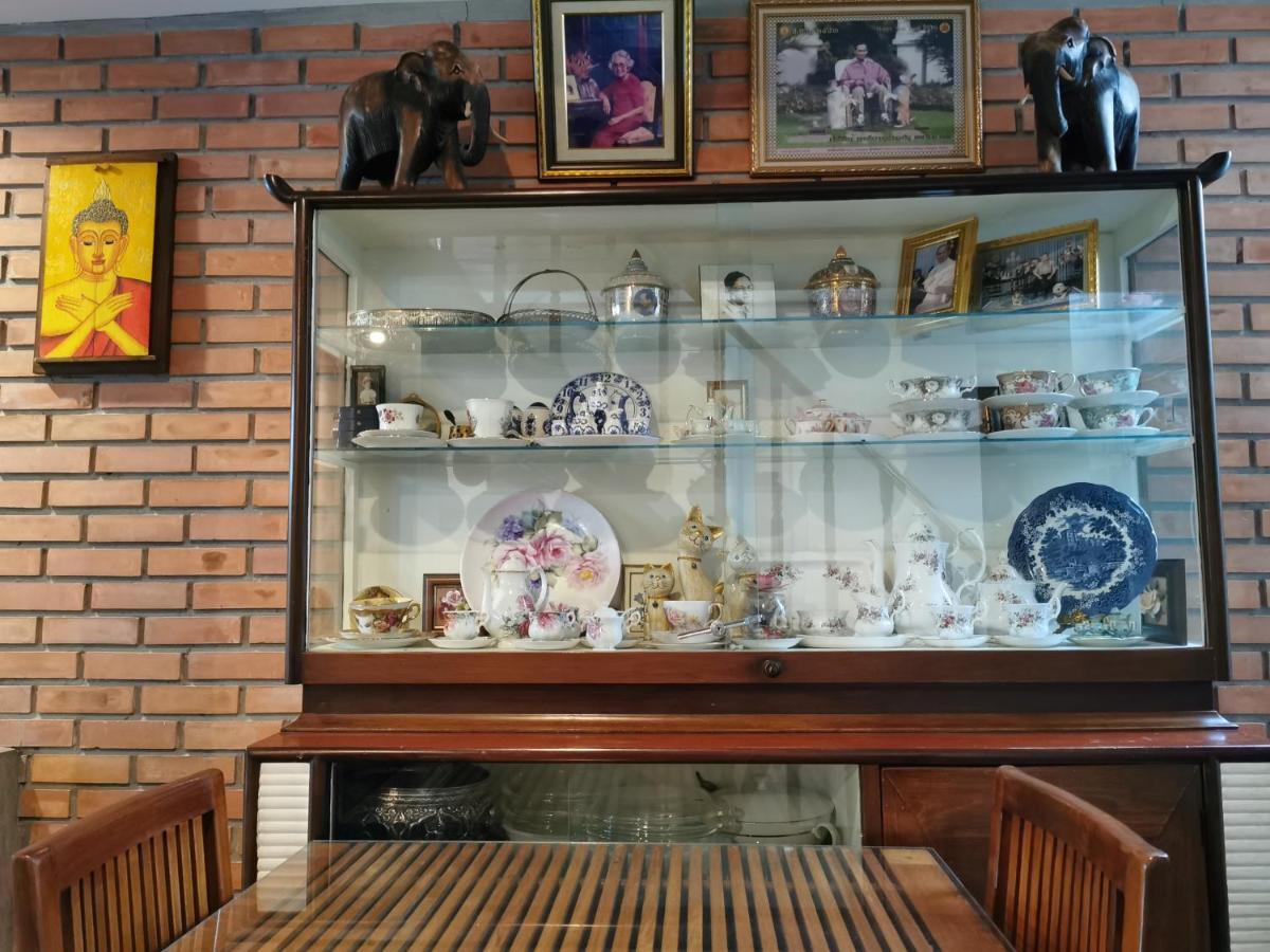 Tavee Guesthouse بانكوك المظهر الخارجي الصورة