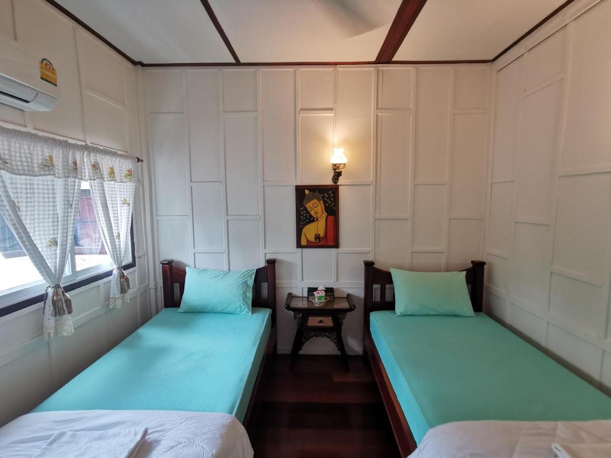 Tavee Guesthouse بانكوك المظهر الخارجي الصورة