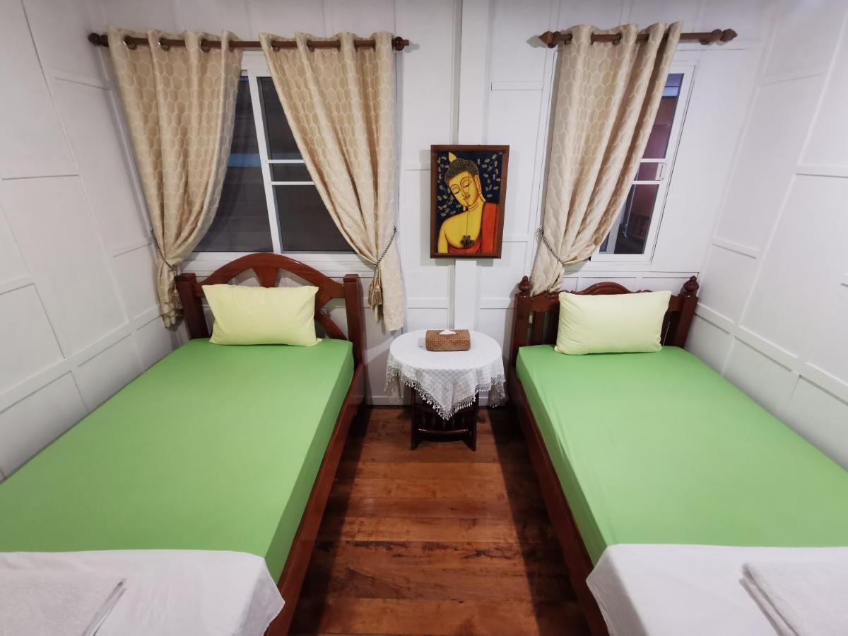 Tavee Guesthouse بانكوك المظهر الخارجي الصورة