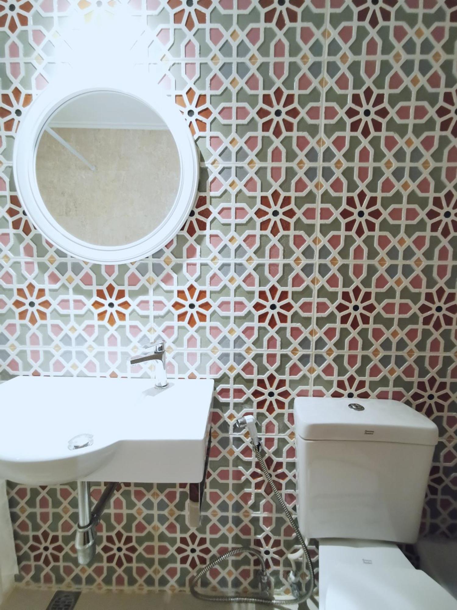 Tavee Guesthouse بانكوك الغرفة الصورة